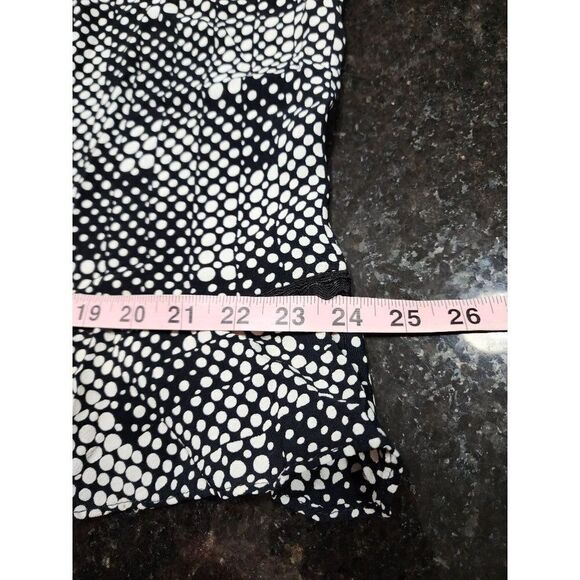 Black & White Lightweight Skirt, XL, NO Tags - Picture 4 of 10